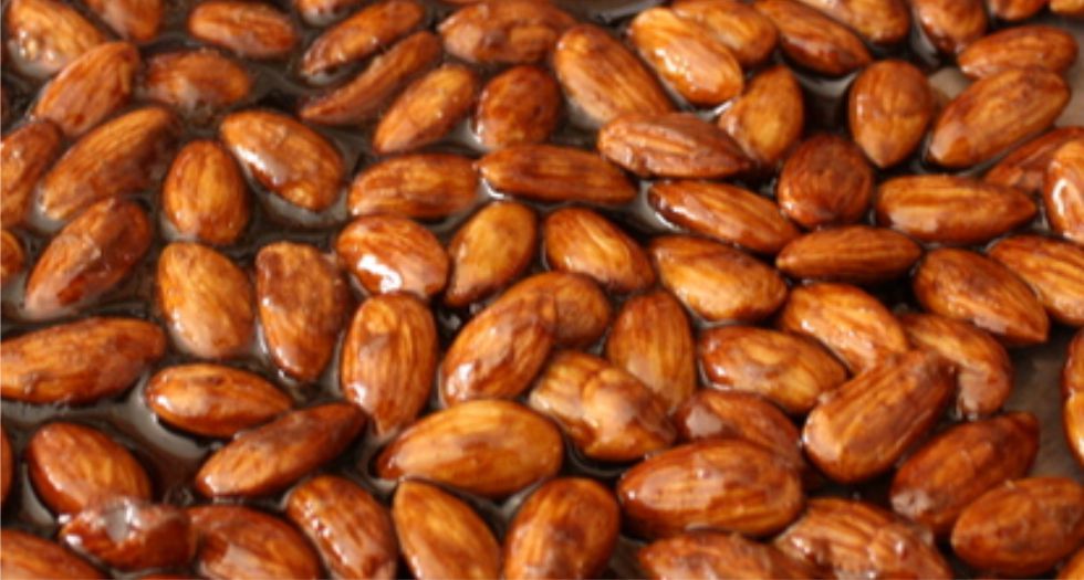 لوز محلى Candied Almond