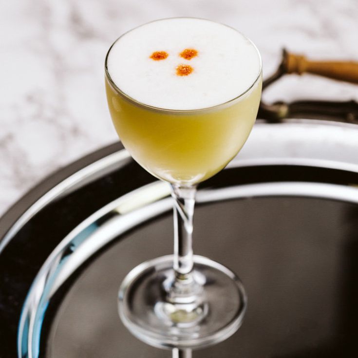 Pisco Sour cocktail كوكتيل بيسكو ساور
