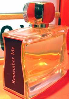 عطر جوفوي باريس ريممبر مي
