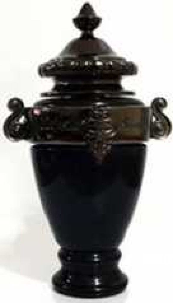 عطر أربيان عود ماجستيك بلاتينوم