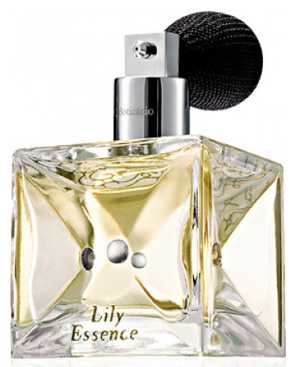 عطر أوبوتيكاريو ليلي اسنس
