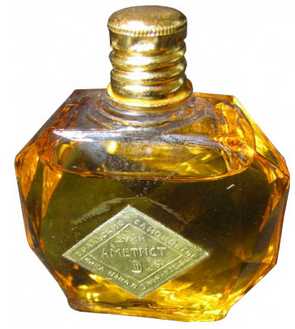 عطر نوفايا زاريا أمتيست