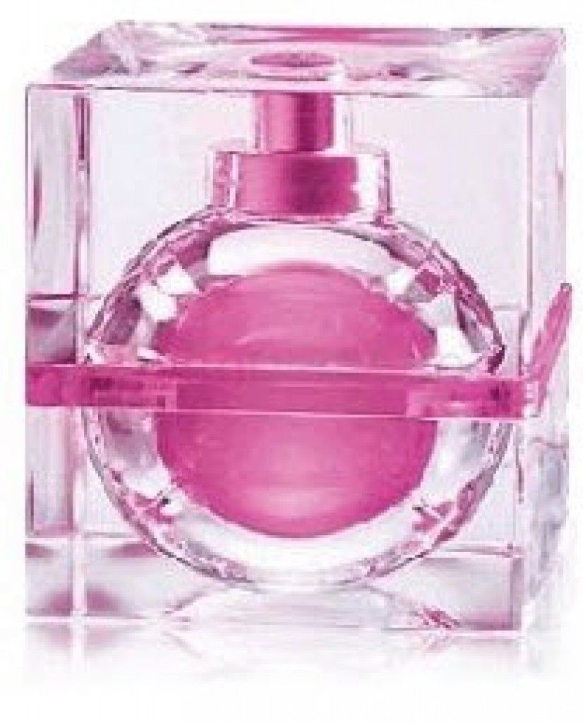 عطر روبيرتو فيرينو في في روز