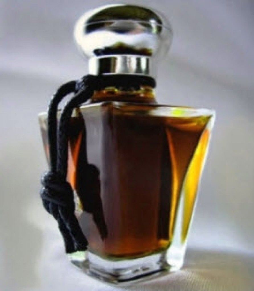 عطر سويفول رايتينغ ليراكيل بويتري